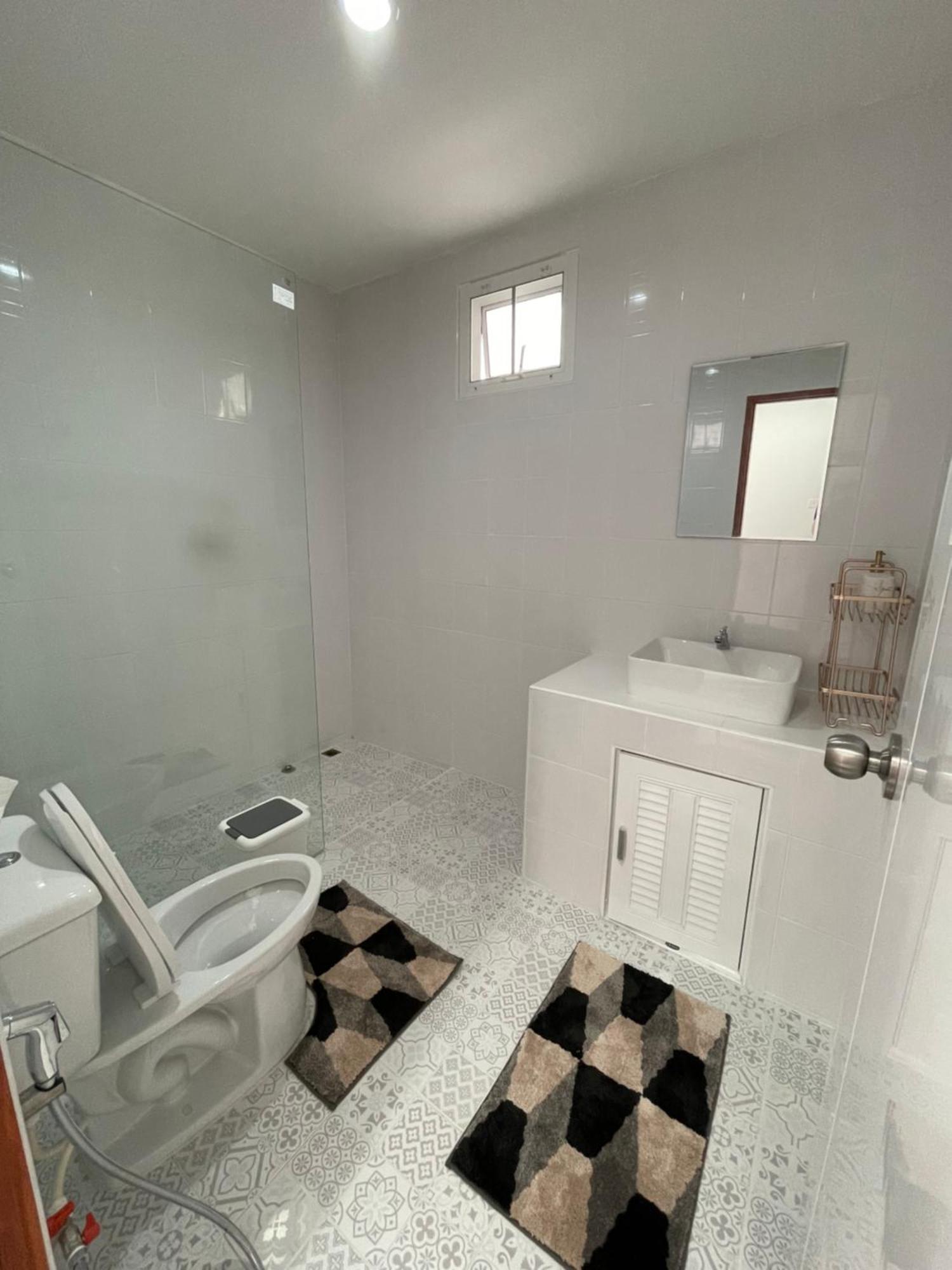 Kata Hillside Hideaway Villa Ban Kata Екстериор снимка